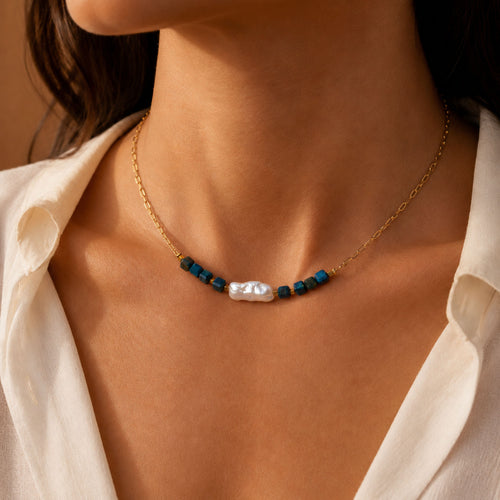 Collar AILA · Perla Natural · Ojo de Tigre Azul